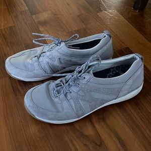 Dansko  leather shoes 👟